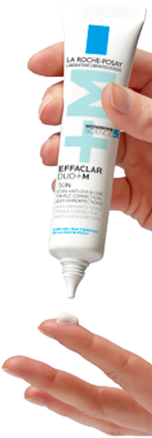 Krem od firmy La Roche-Posay wyciskany na palec.