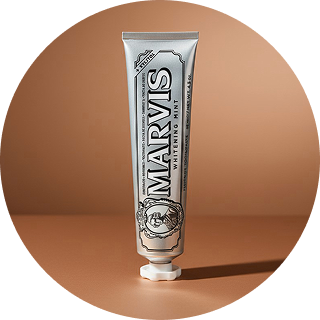 pasta do zębów Marvis Whitening Mint w tubce